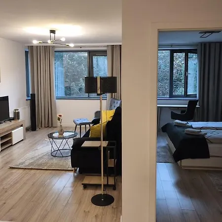 Bright - Comfy And Modern 50 M2 Flat With Private Bedroom