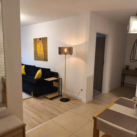 Bright - Comfy And Modern 50 M2 Flat With Private Bedroom Apartment Krakow